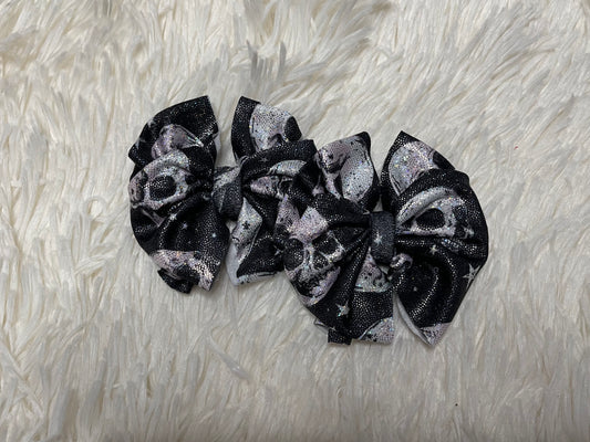 Skulls 3” messy piggies | CLIP OR NYLON