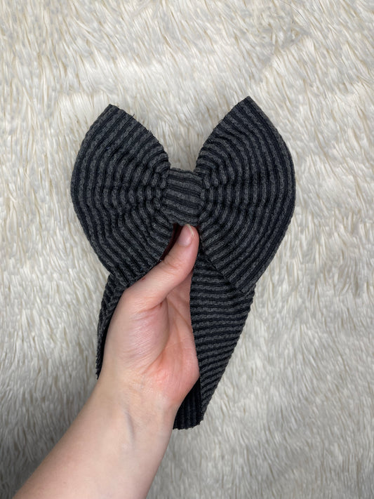 Waved Charcoal/Black