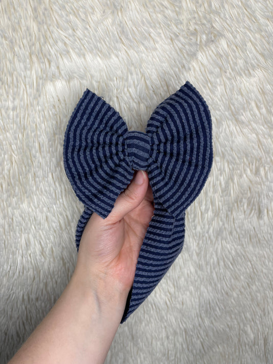 Waved Navy