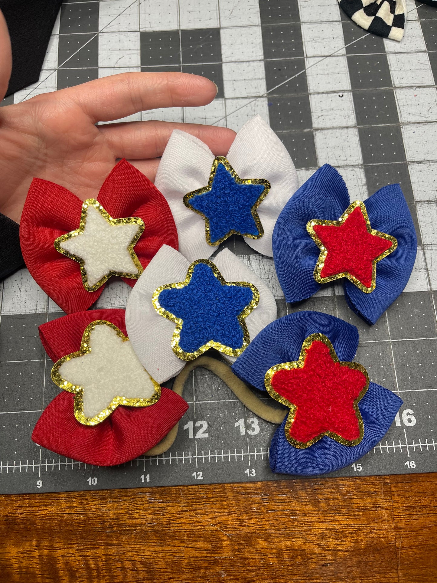 Piggie crown (stars may differ!!!!!!!!)