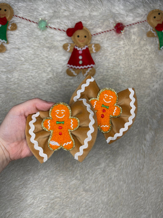 gingerbread 4” piggies