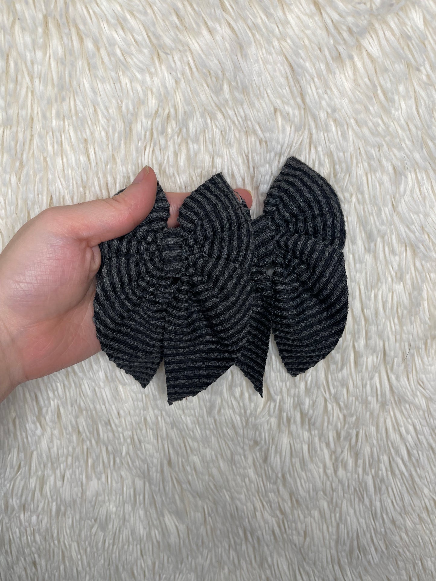 Waved Charcoal/Black
