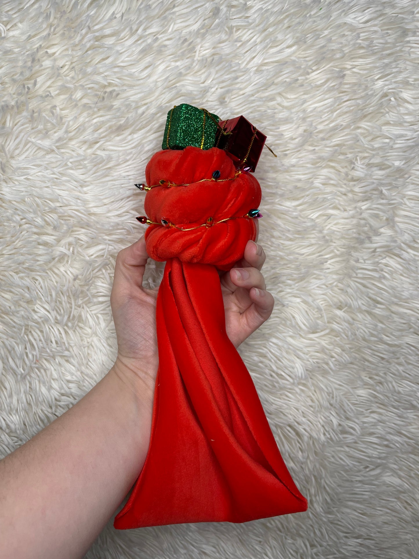 santas presents topknot (add size to notes + read description)