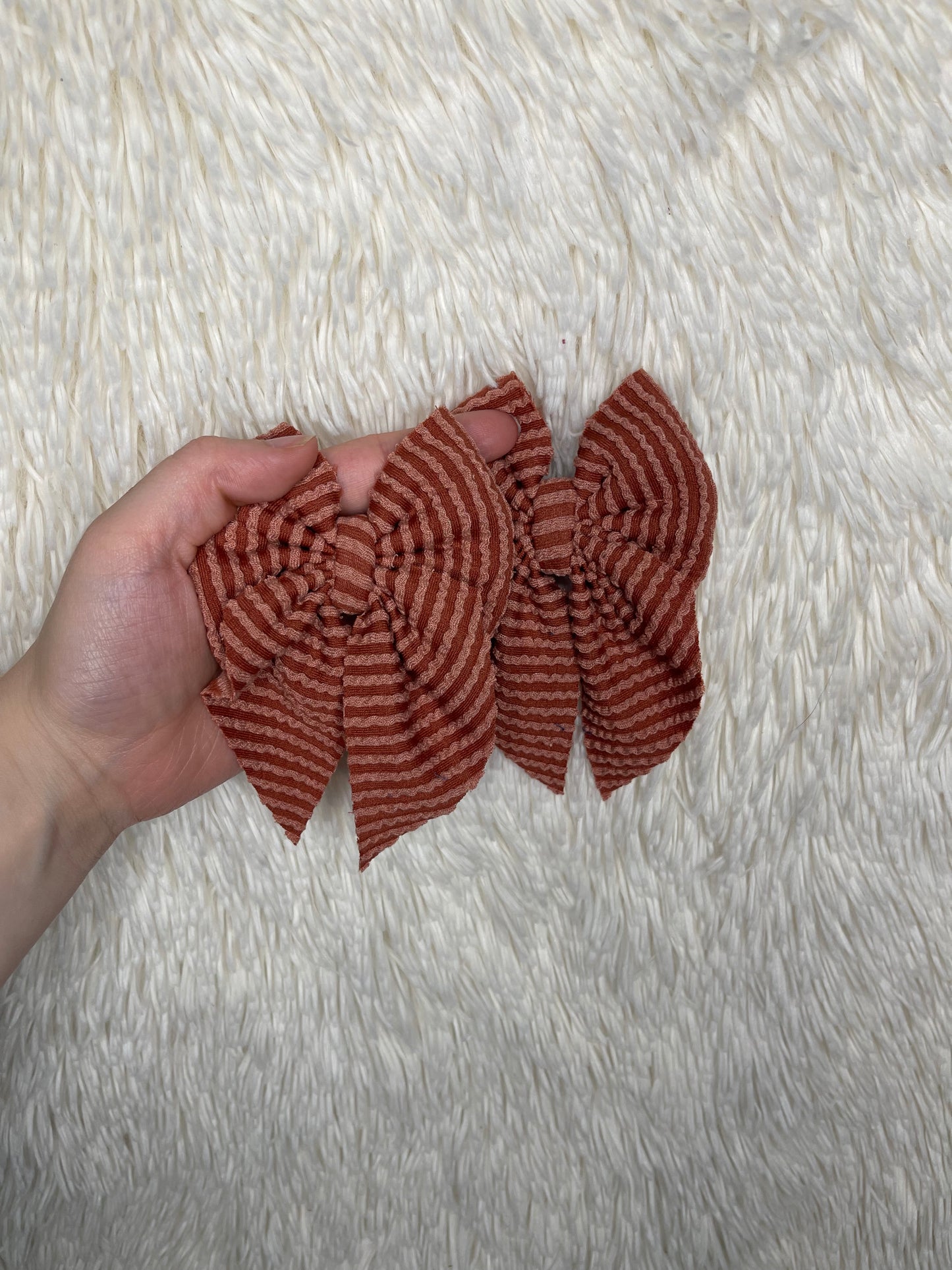 Waved Cinnamon